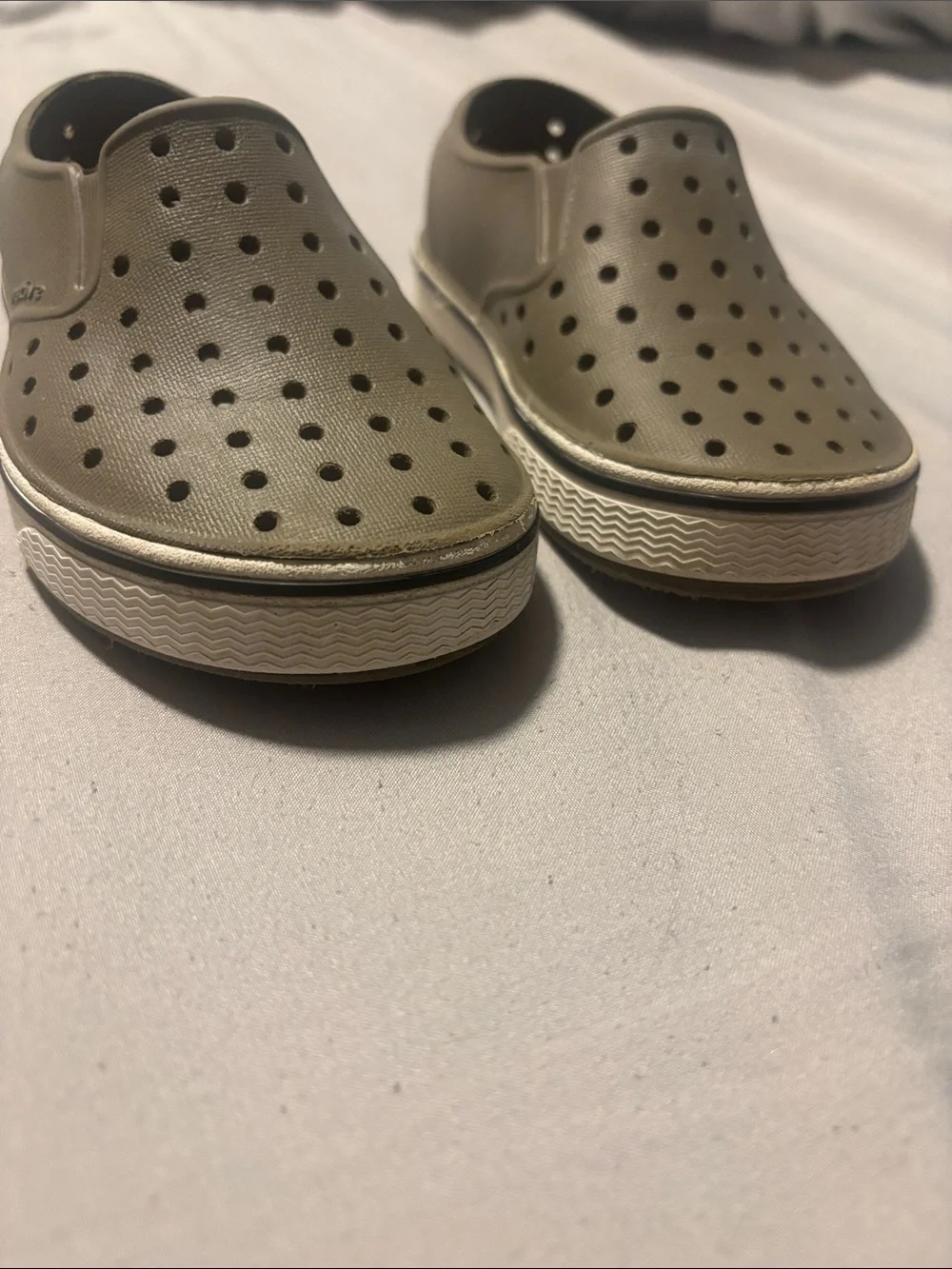 Native Kids Slip-On Sneakers in Olive Green